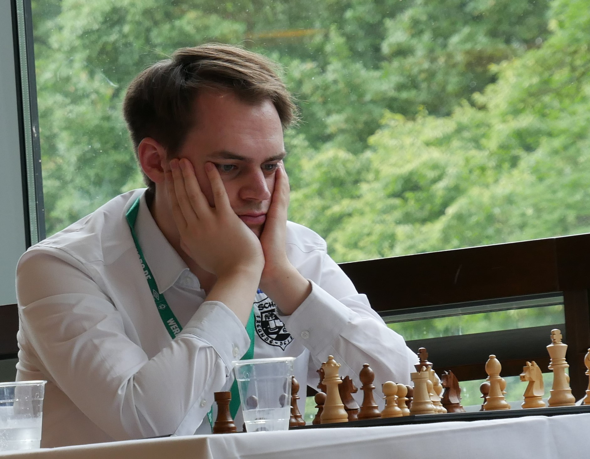 Matthias Blübaum bekommt es in dieser Woche bei der 960-WM unter anderem mit Magnus Carlsen, Hikaru Nakamura und Titelverteidiger Wesley So zu tun. | Foto: Arne Jachmann/DSB